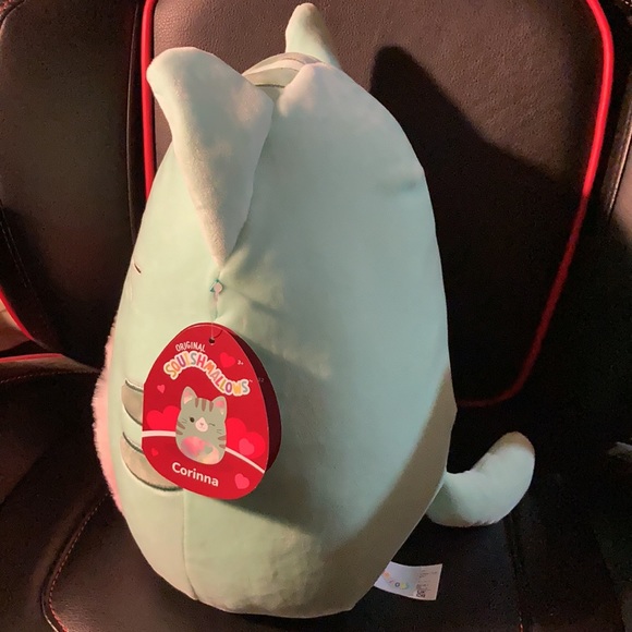Corinna the cat Squishmallow - Picture 2 of 6